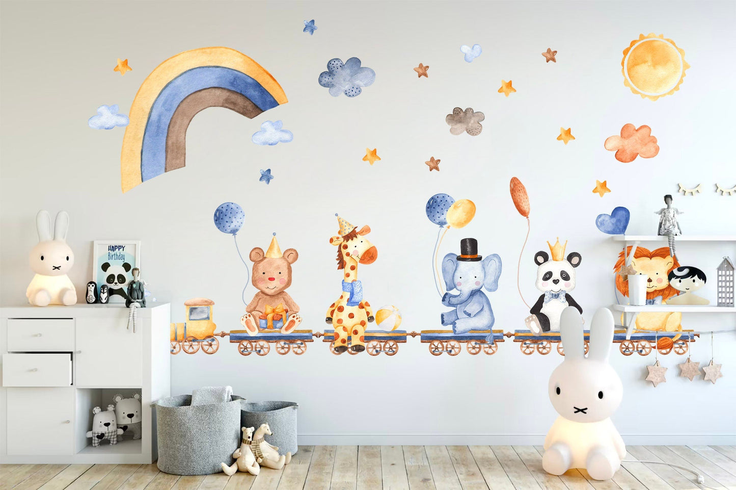 Animal Train Adventure: Bears, Giraffes, Lions, Pandas, Elephants on Train with Balloons under Starry Sky - BR088