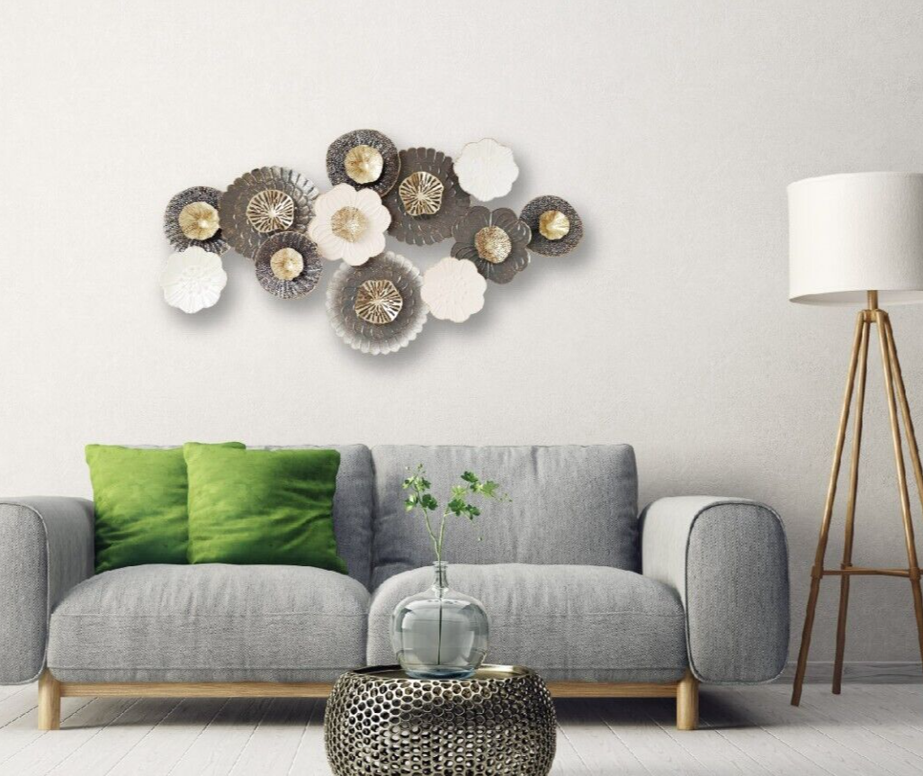 135cm Metal Wall Art Flowers - Angle 2